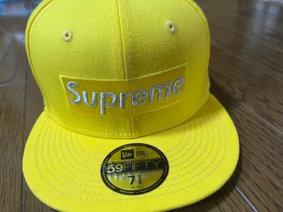 Supreme $1M Metallic Box Logo New Era® "Yellow"