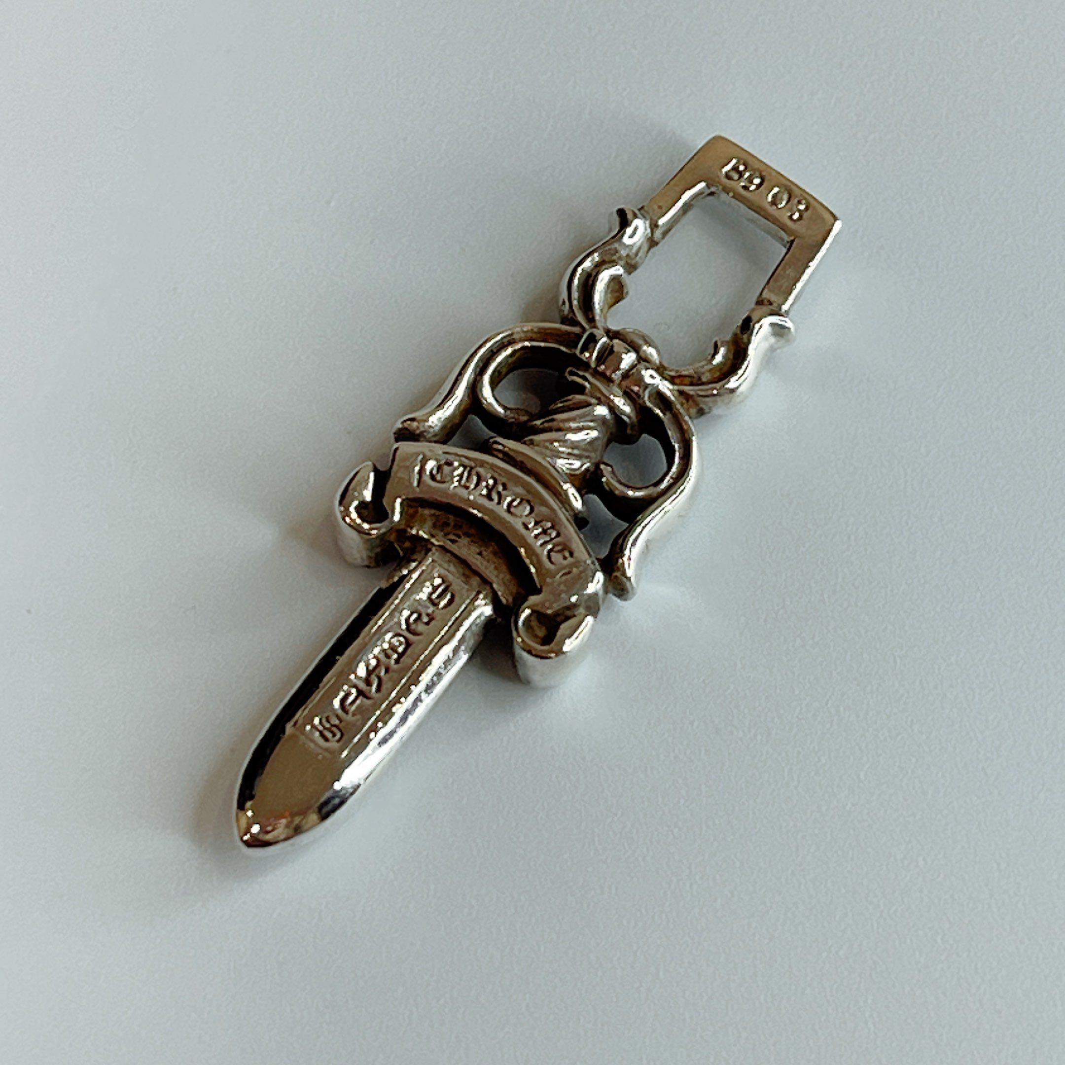 Chrome Hearts #10 Dagger Pendant "Silver"