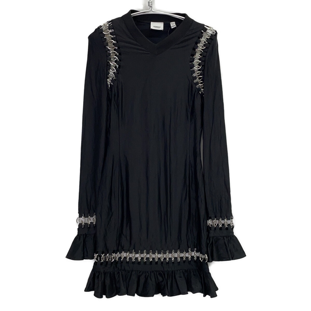 バーバリー ブラック×ホワイト フットボールドレス ウィズ リング 4