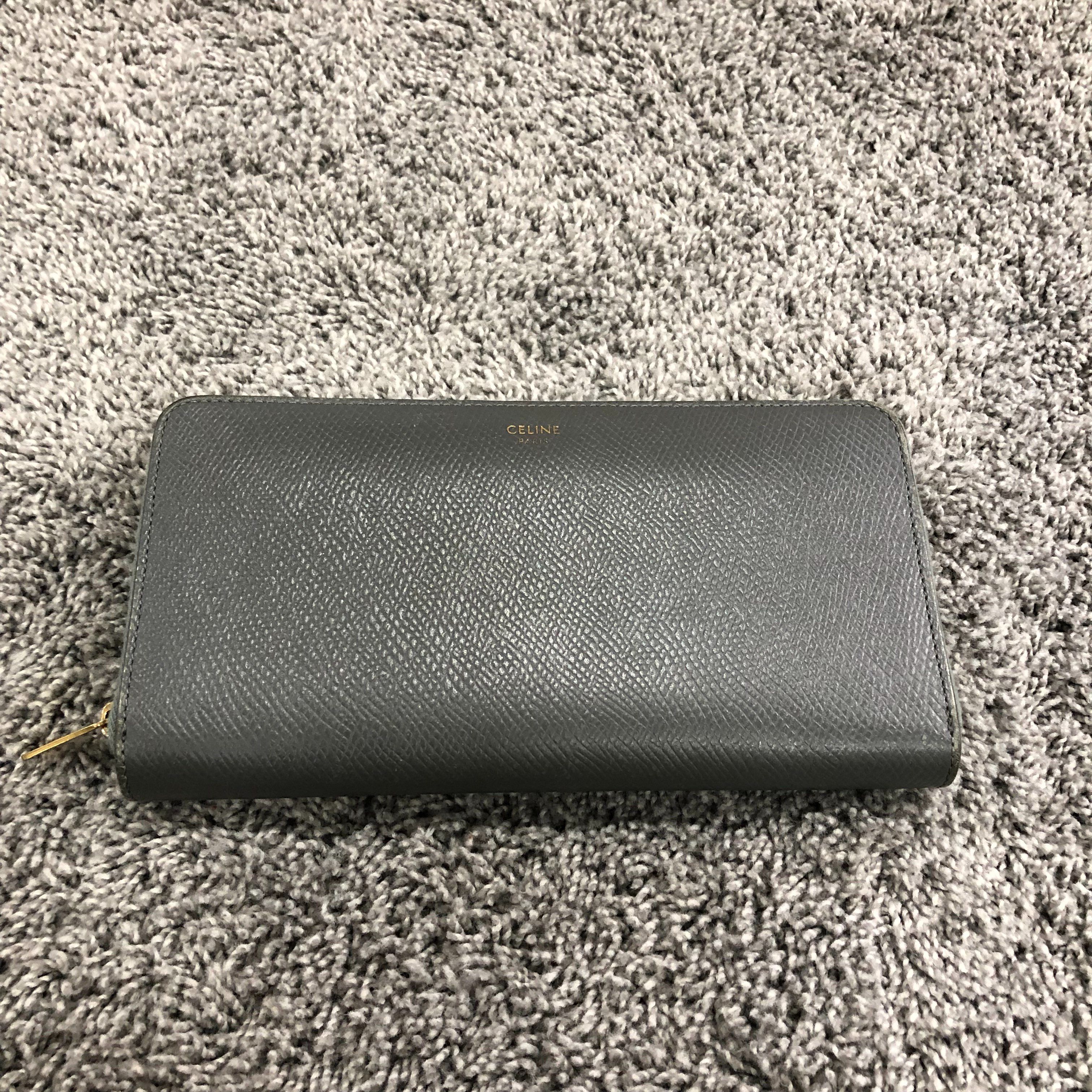 セリーヌ ラウンド長財布