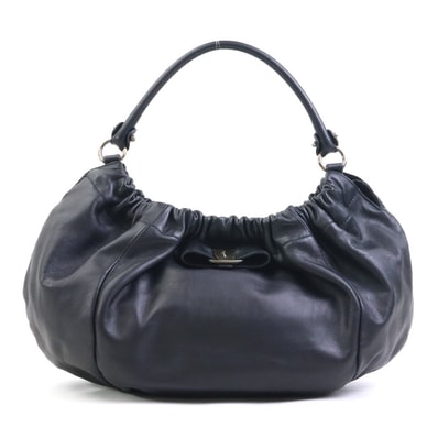サルヴァトーレフェラガモ Salvatore Ferragamo ショルダーバッグ ヴァラリボン レザー ブラック レディース【中古】 e62081k