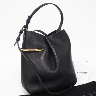 美品 GIVENCHY ジバンシィ ピンチ ミー ポーチ ナッパレザー BB516JB2E5-001 2wayハンドバッグ ブラック ゴールド ラムスキン レディース
