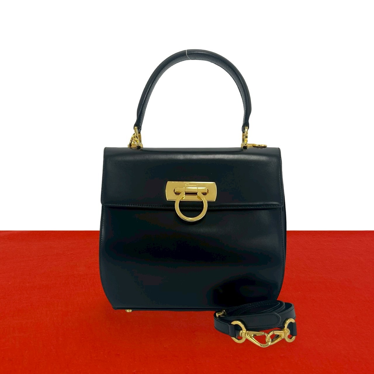 Salvatore Ferragamo サルヴァトーレフェラガモ ガンチーニ 金具 2way レザー ショルダーバッグ ブラック
 36358