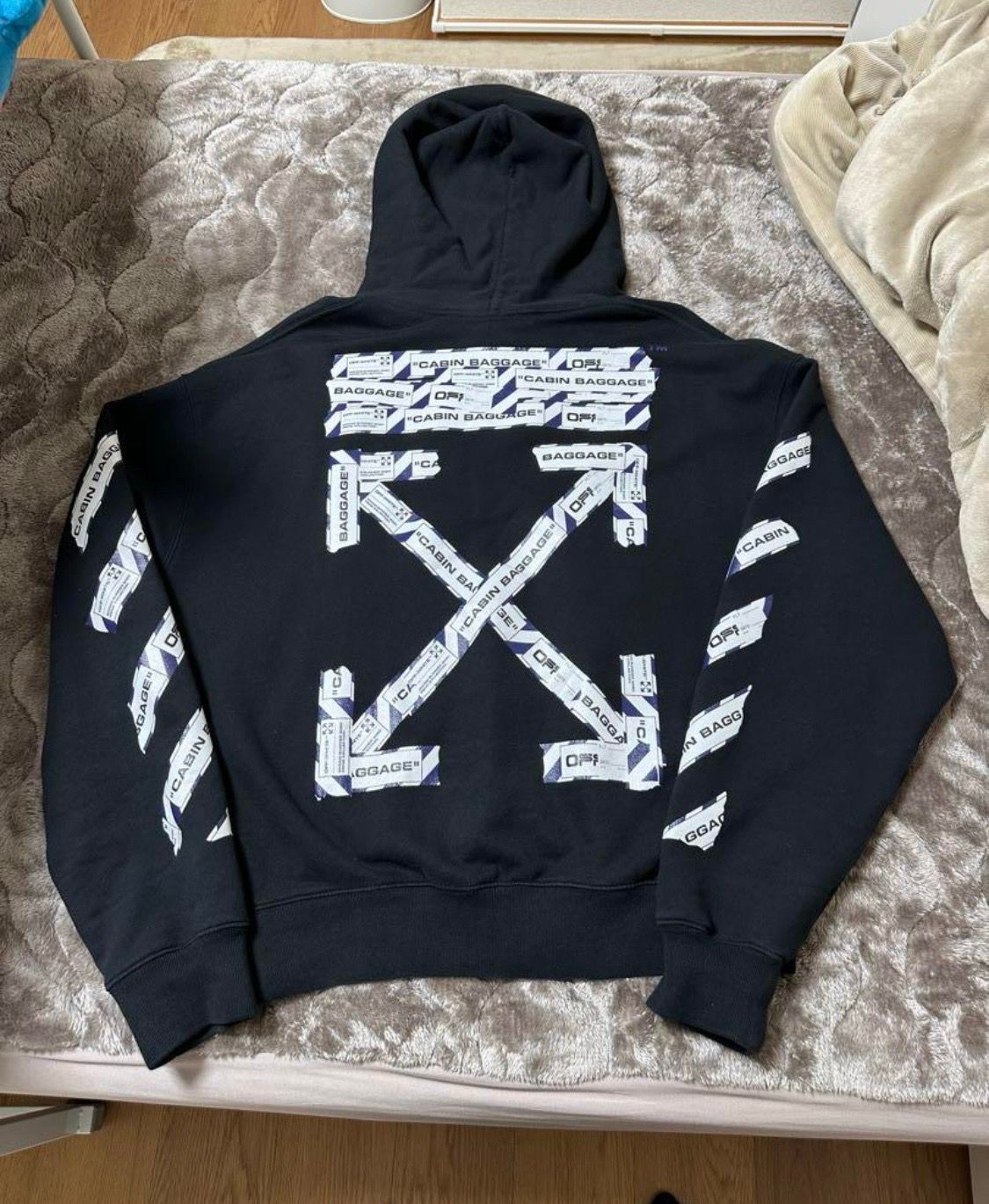 OFF-WHITE Airport Tape Arrows Diag Over Hoodie "Black"