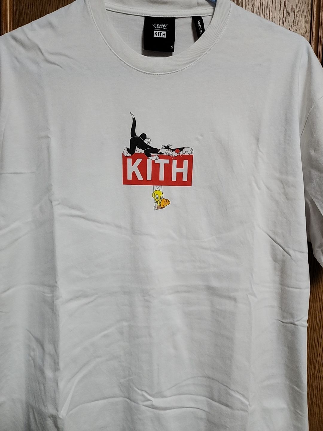 KITH Looney Tunes Carrot Tee "White"