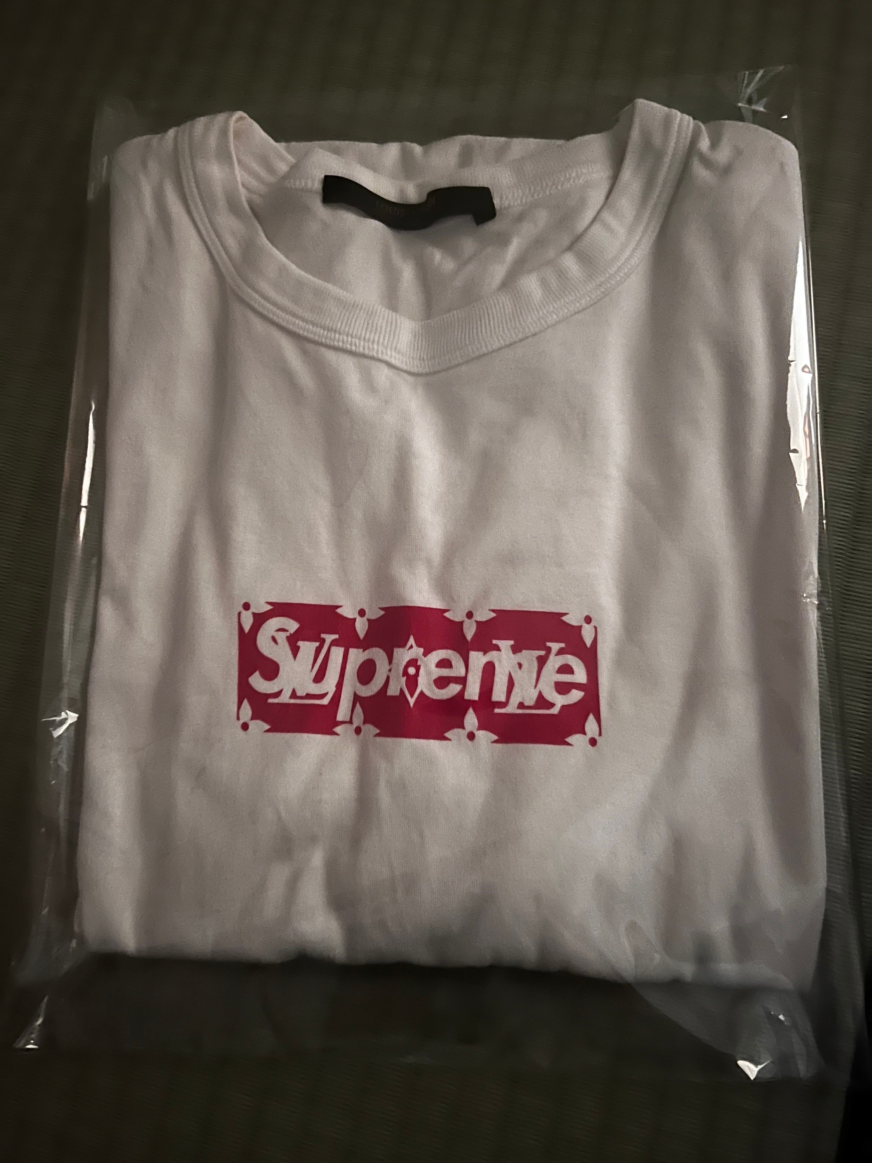 Supreme / Louis Vuitton Box Logo Tee "Red"