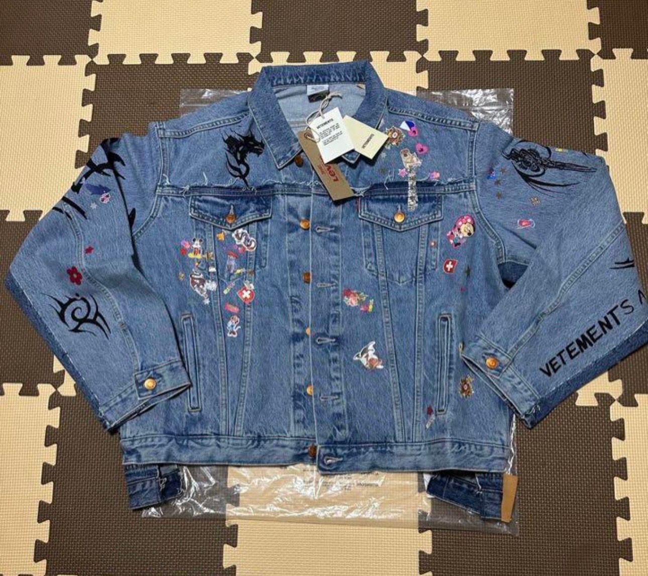 VETEMENTS × LEVI’S デニムジャケット