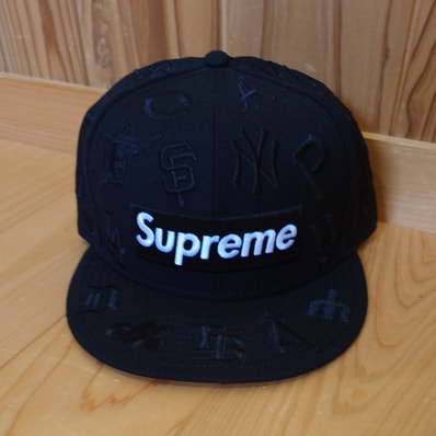 Supreme / MLB New Era® "Black"