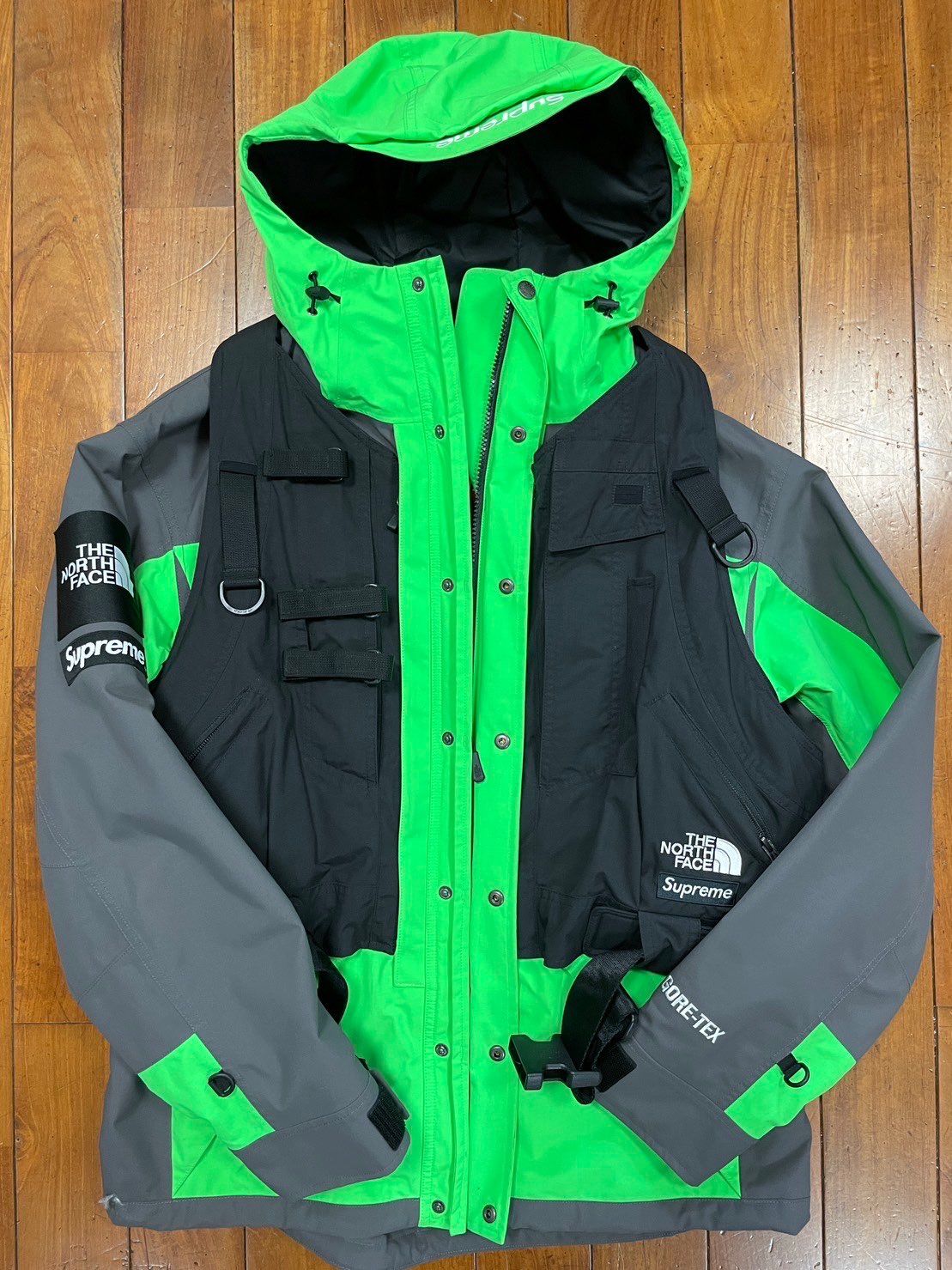 Supreme x The North Face RTG Jacket + Vest "Green"