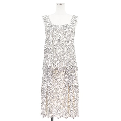 【美品】CHANEL シャネル セットアップ サイズ 36/38 レディース P53157/P53158 トップス スカート カメリア 花柄 総レース ロゴ COCOマーク チャーム ノースリーブ 付属有 オフホワイト ブラック 黒 白 総柄 イタリア製
