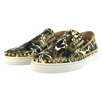 美品 Christian Louboutin クリスチャンルブタン ピックボート スタッズ サイズ表記41/26cm グリーン ゴールド パテントレザー スリッポン ローカットスニーカー 504490 【中古】