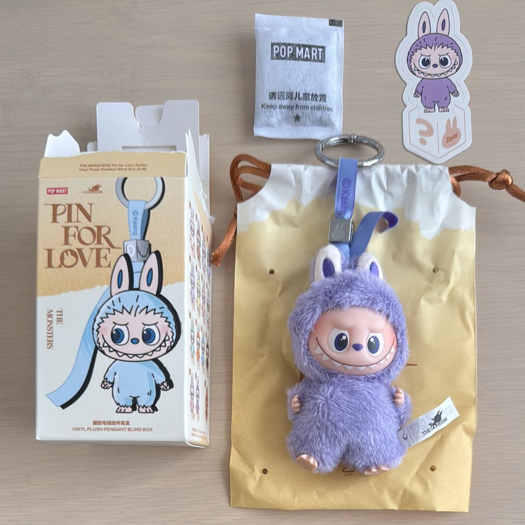 POP MART THE MONSTERS (LABUBU) Pin for Love Series-Vinyl Plush Pendant (A-M) ?