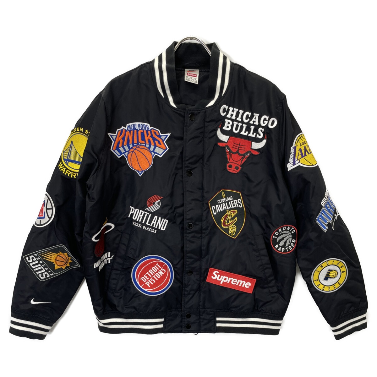 ナイキ ×SUPREME ブラック AO3631-010 NBAチーム 中綿ジャケット L