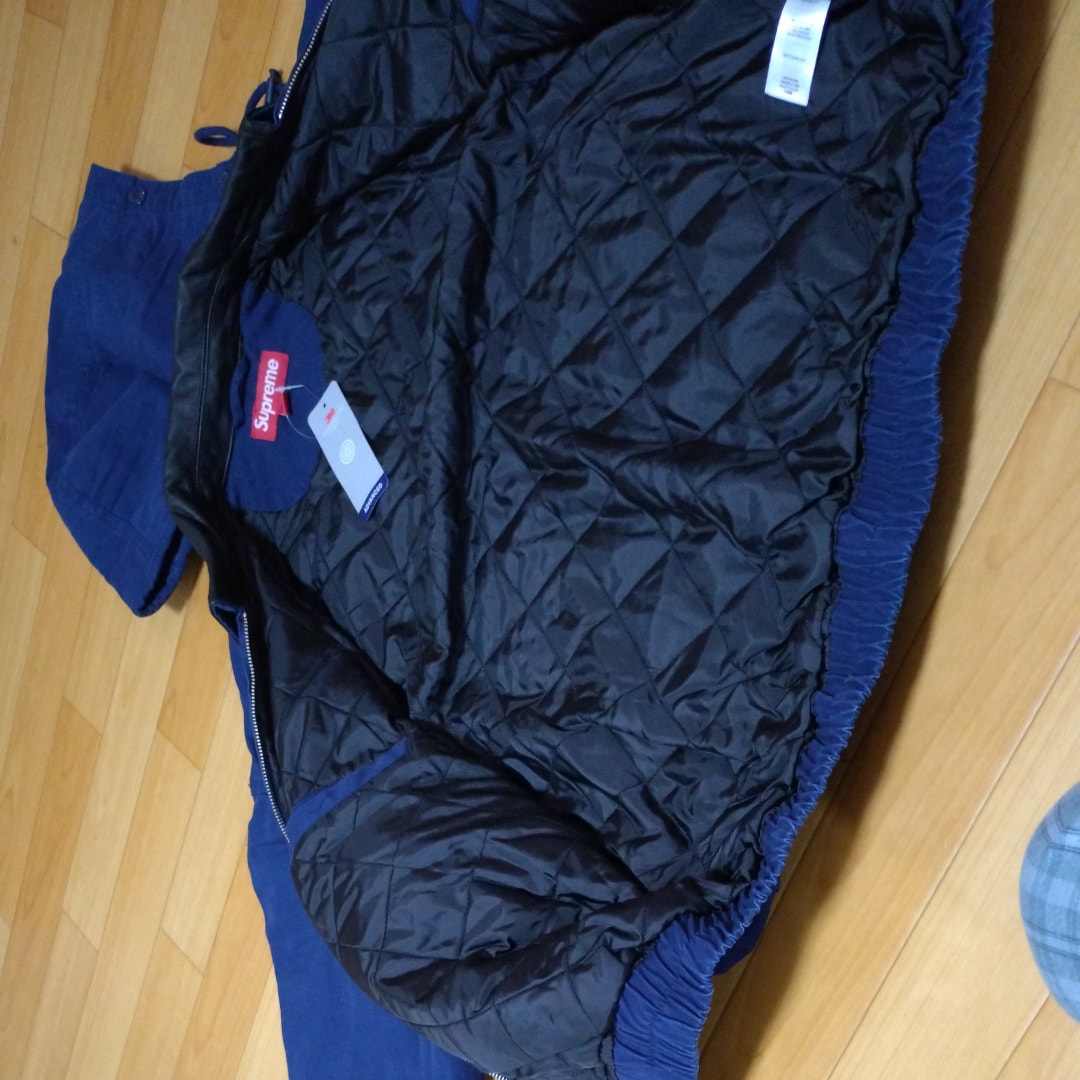 シュプリームレザーブルゾン