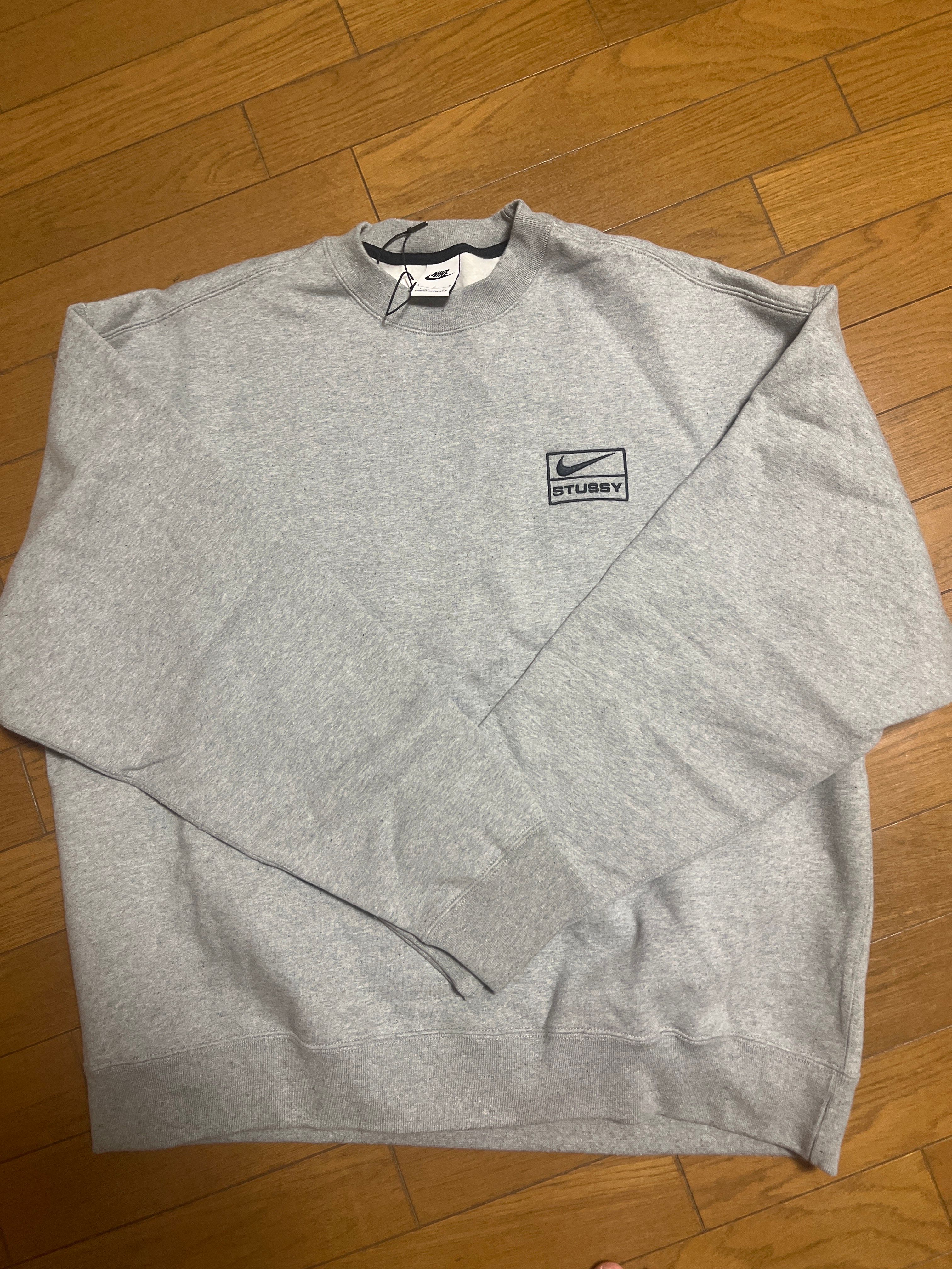 Stussy x Nike Fleece Crew (US Size) "Grey" DO9337-063