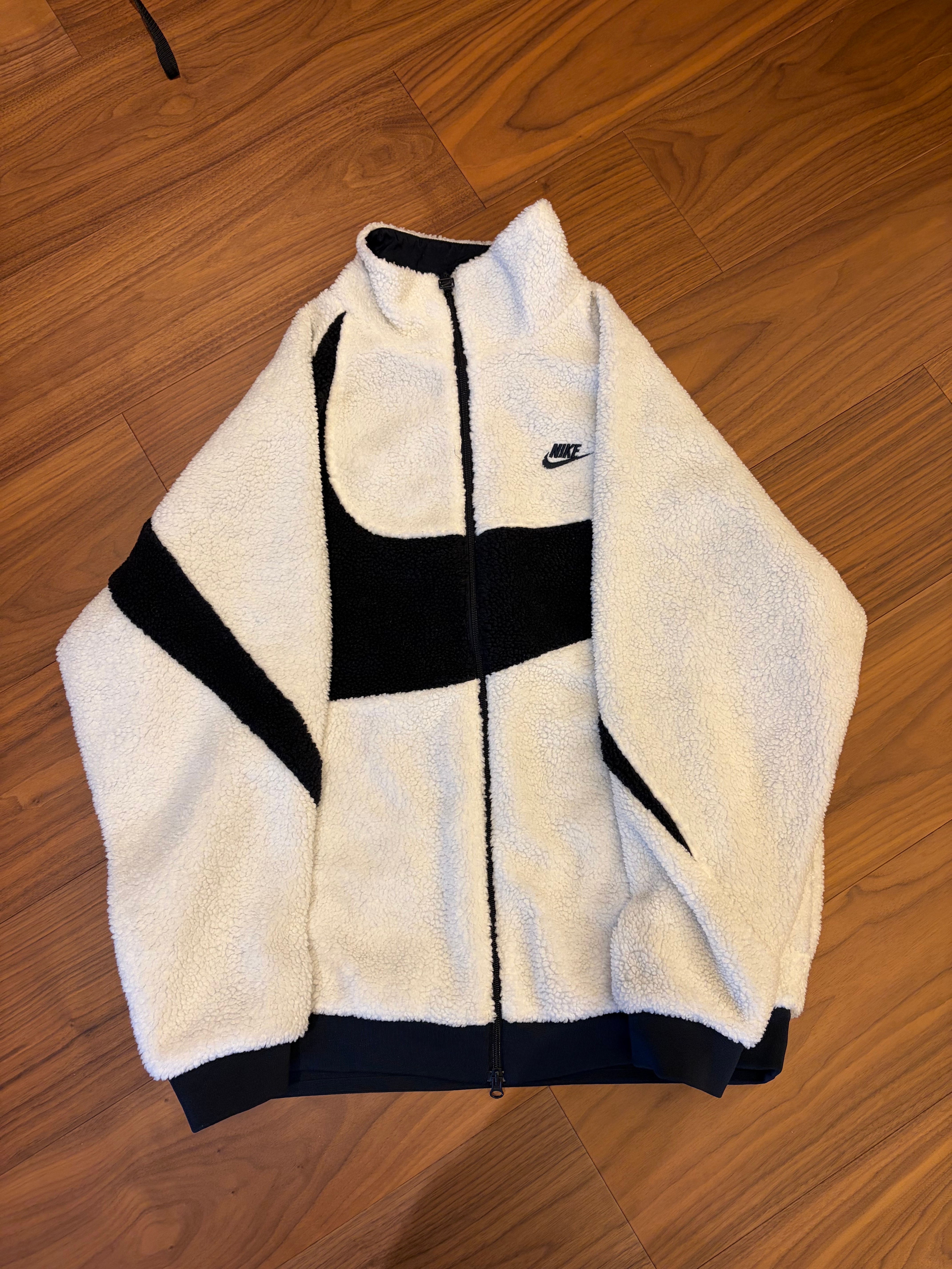 Nike Big Swoosh Reversible Boa Jacket "Sail/Dark Obsidian"