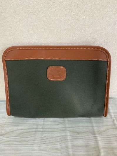 Burberrys クラッチバッグ