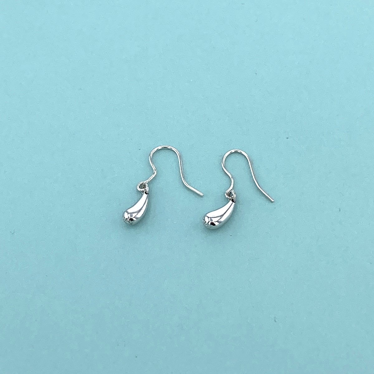 TIFFANY&Co. ティファニー ティアドロップ ピアス SV925 ピアス 115850337 シルバー925 シルバー  レディース【中古】