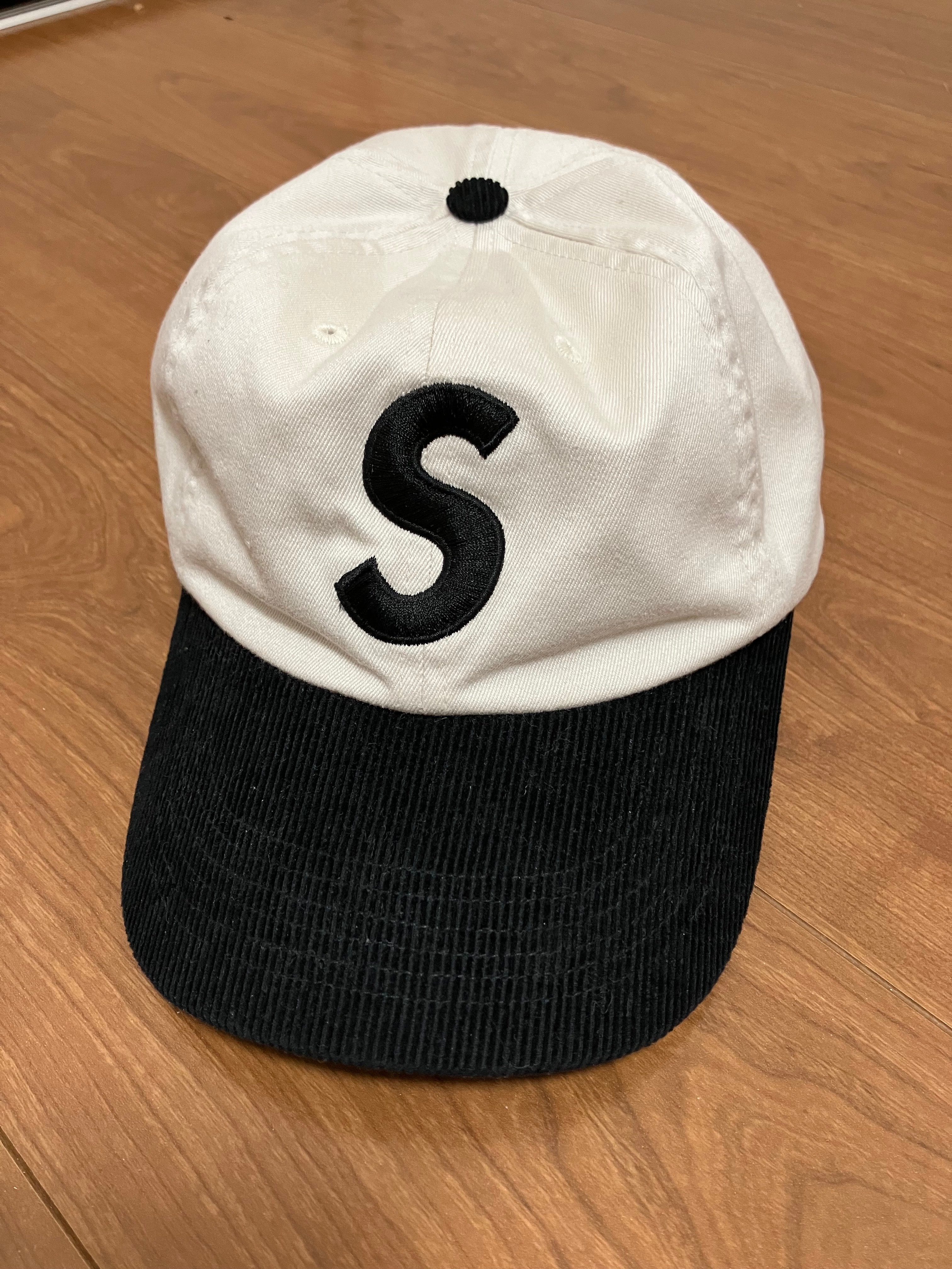 シュプリーム 2 トーン エス ロゴ 6パネル "スートン"