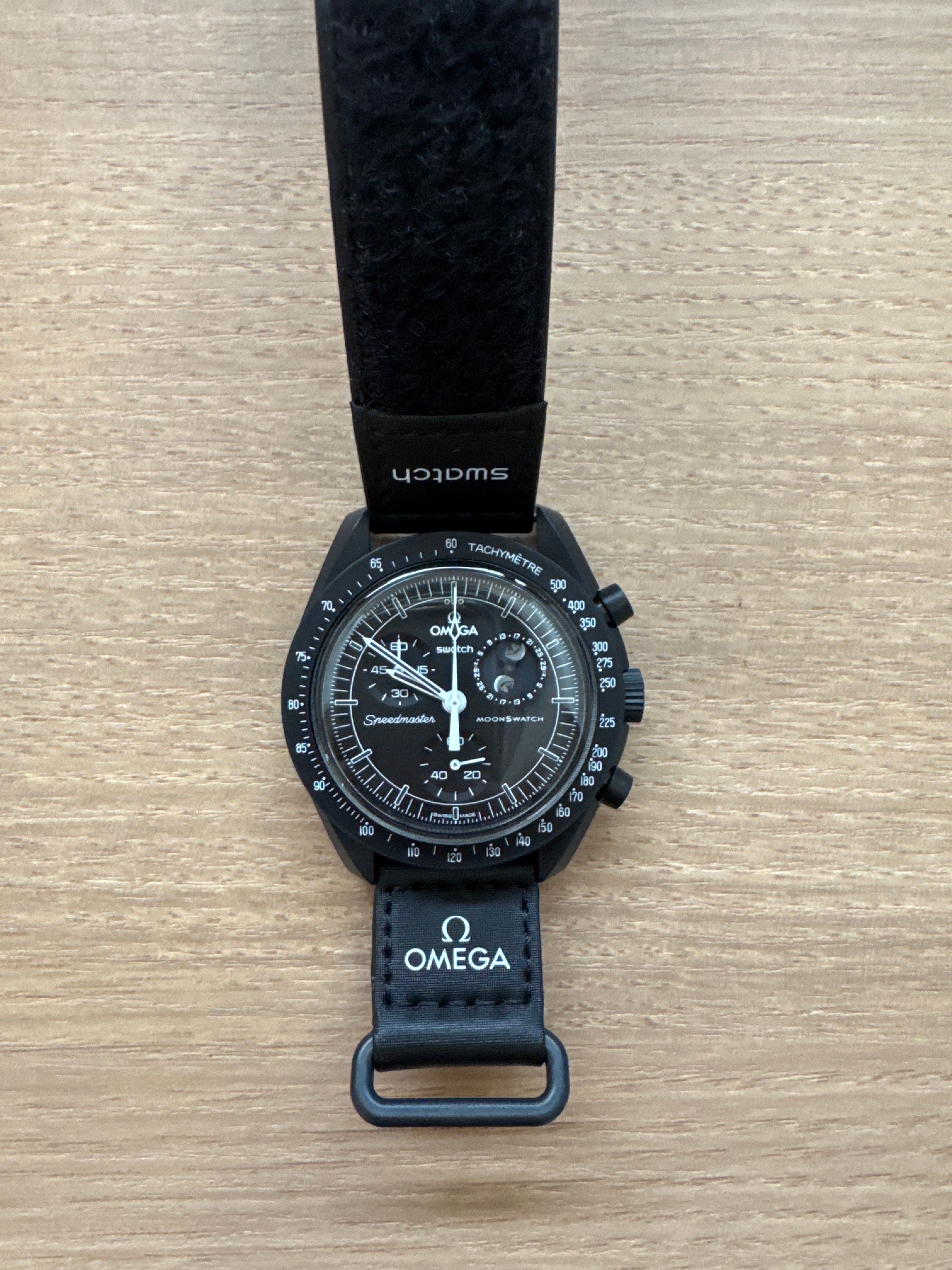 Snoopy x OMEGA x Swatch BIOCERAMIC MoonSwatch Mission To The Moonphase "Black" SO33B700