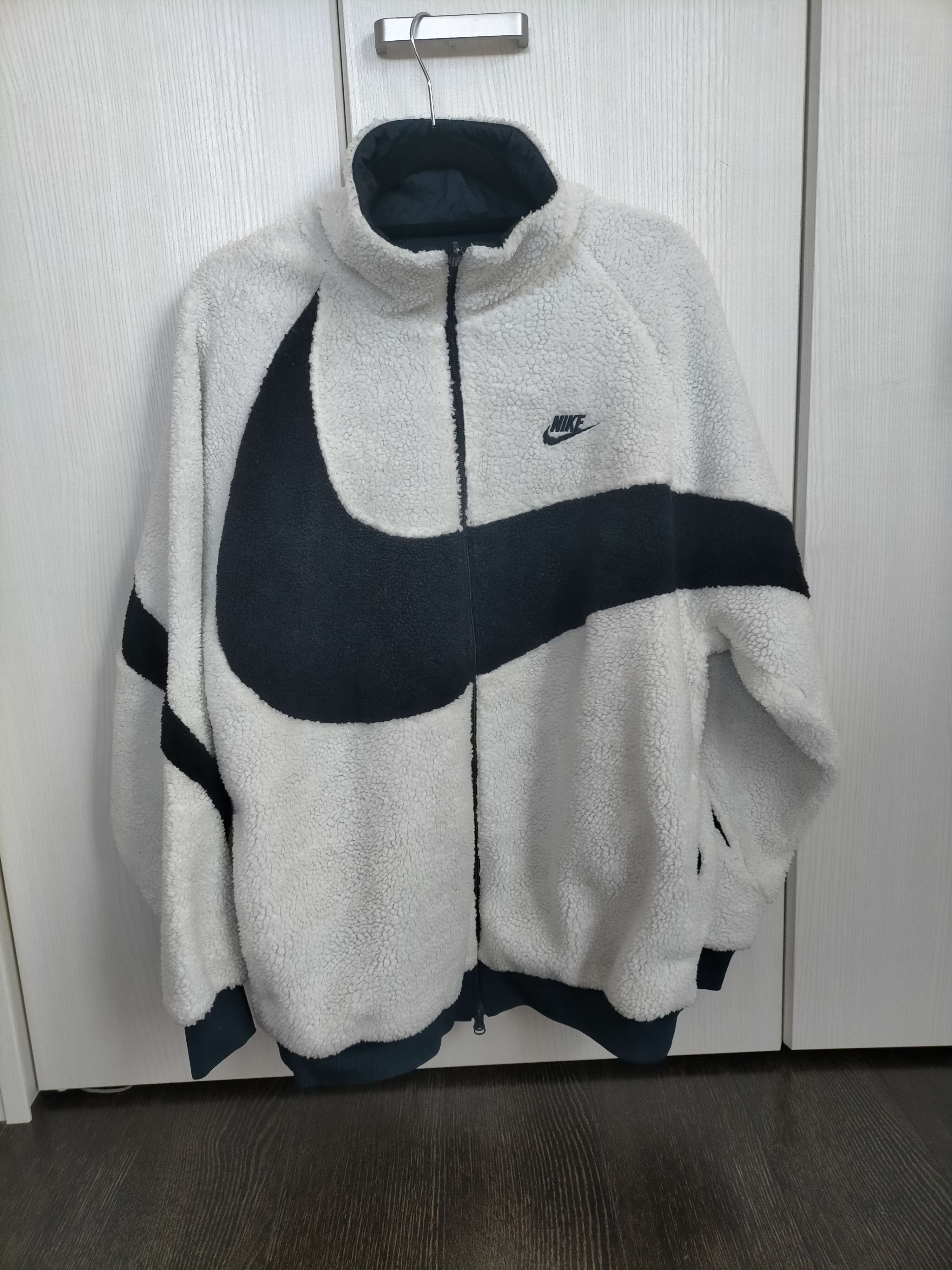 Nike Big Swoosh Reversible Boa Jacket "Sail/Dark Obsidian"