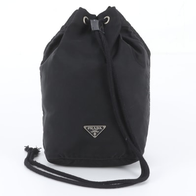 ■美品 プラダ テスート ナイロントライアングルロゴポーチ