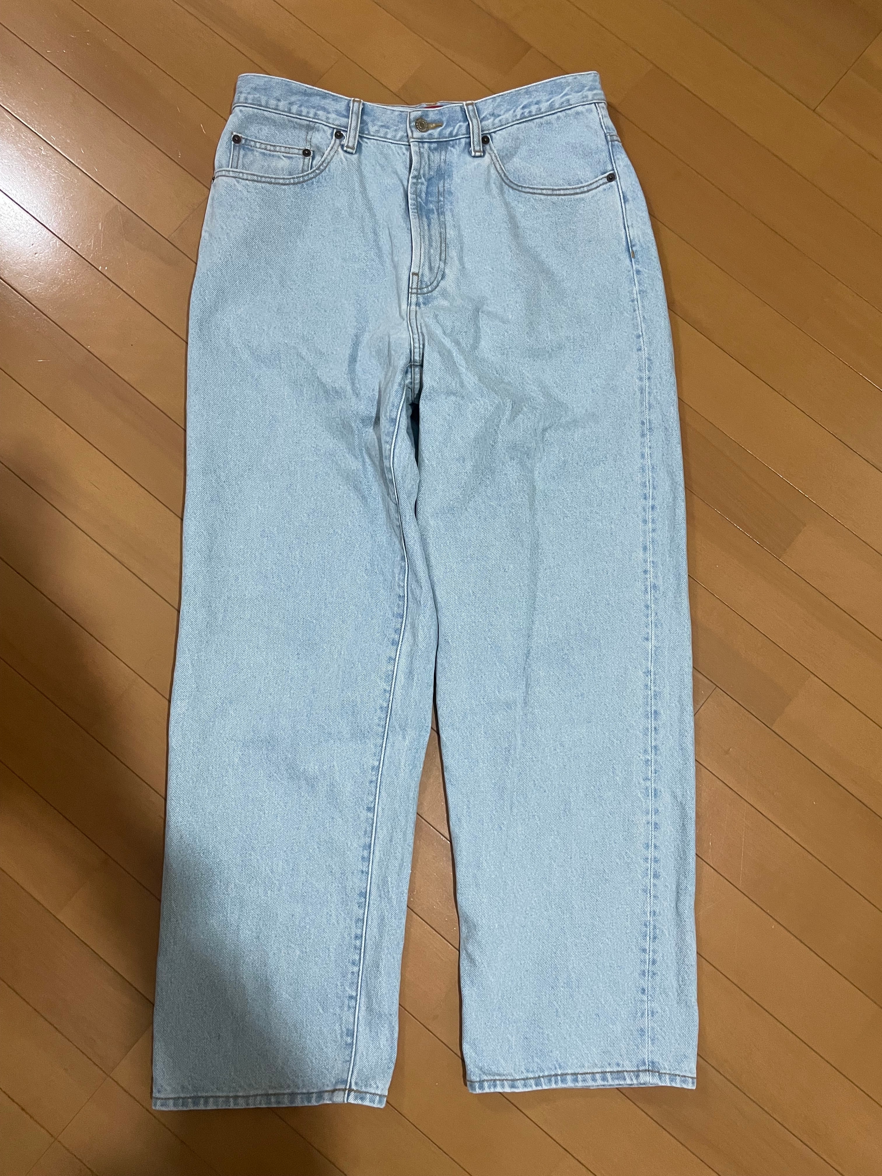Supreme Baggy Jean "Light Washed Indigo" (24FW)