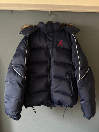 Supreme x Jordan Puffer Jacket "Navy"
