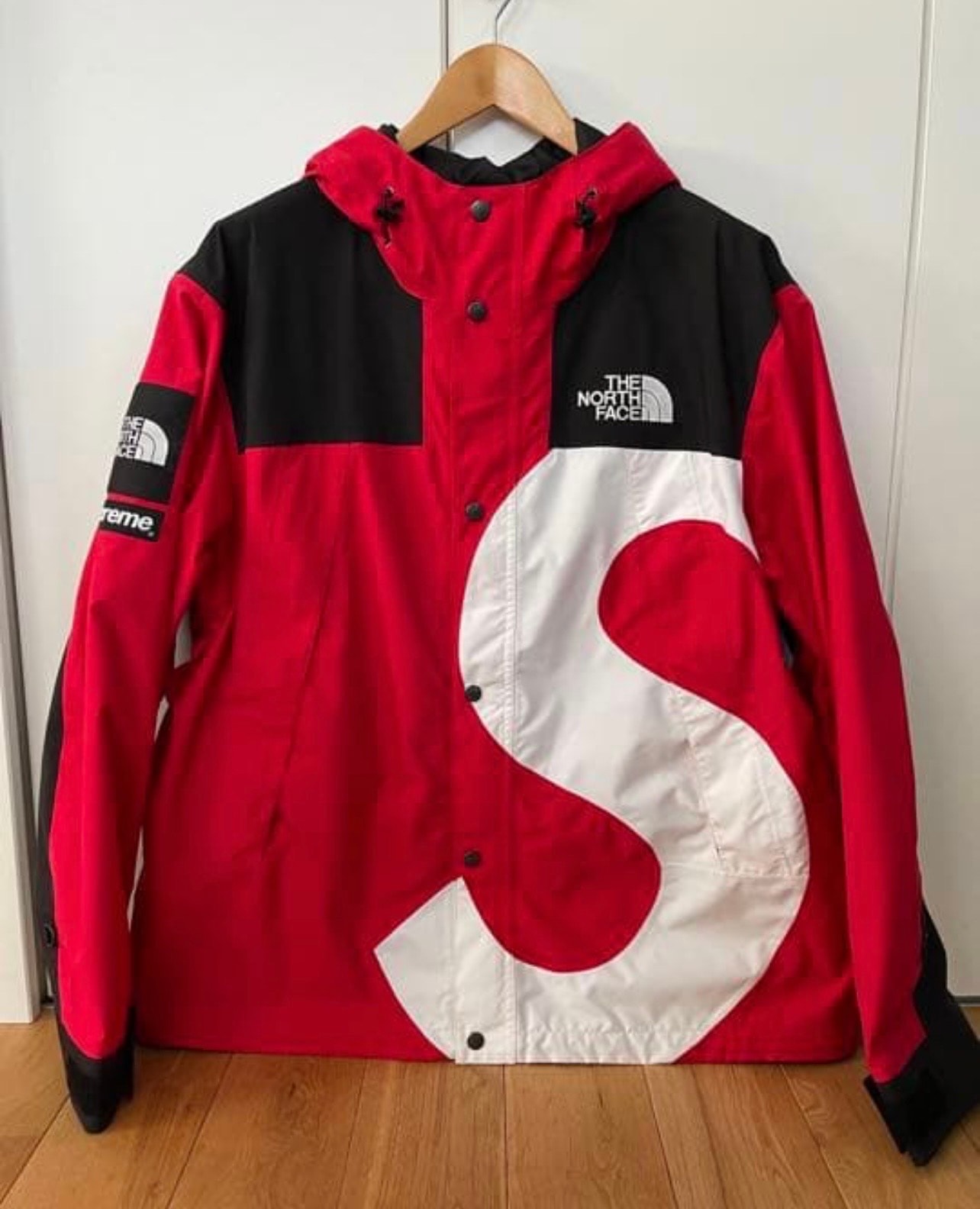 Supreme x The North Face S Logo Mountain Jacket "Red"