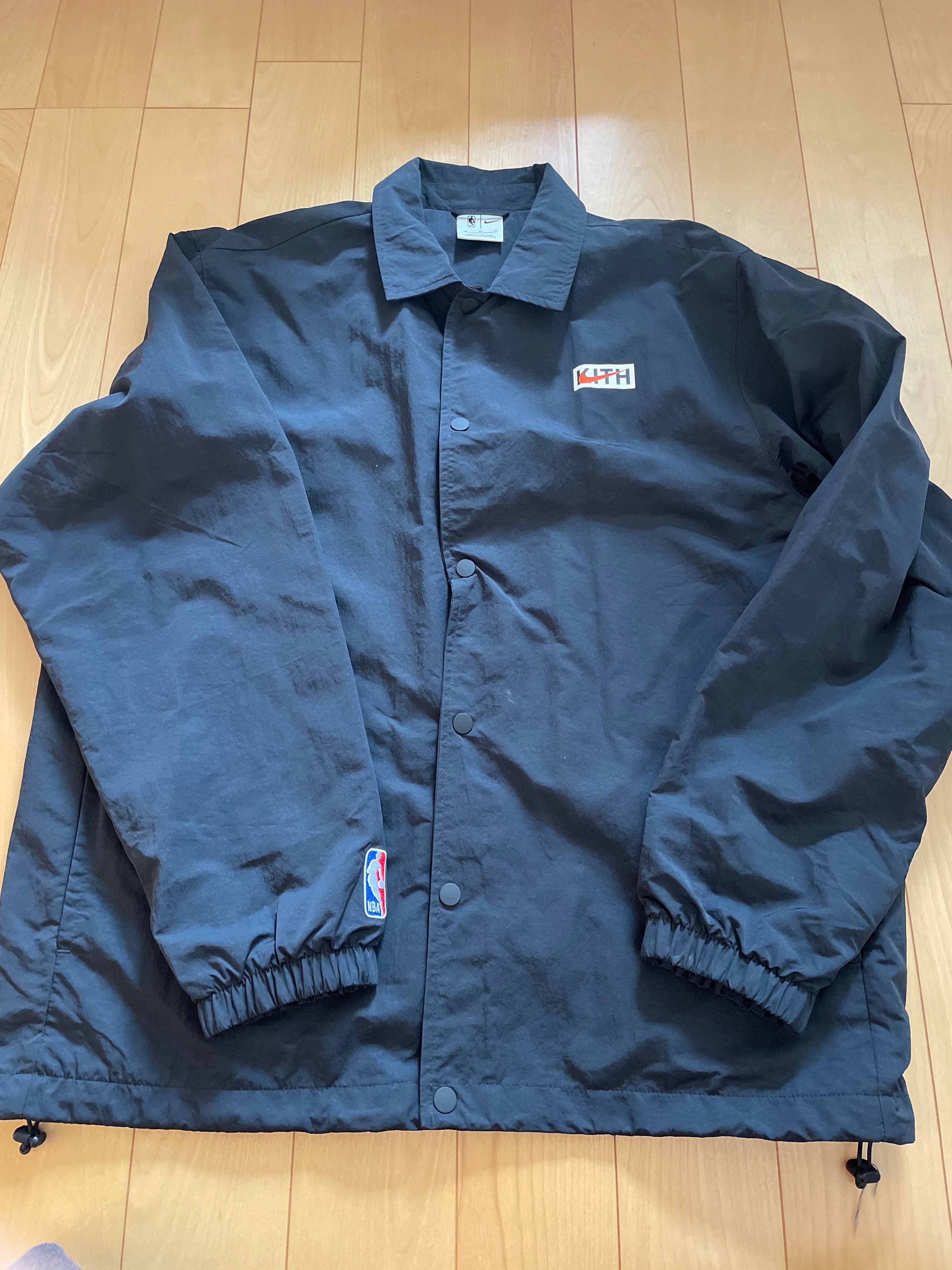 Kith x Nike x New York Knicks Coaches Jacket "Black"