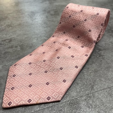 フェンディ ネクタイ メンズ