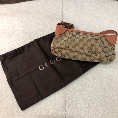 GUCCI GG アクセサリーポーチ