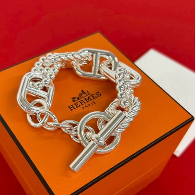 HERMES エルメス シェーヌダンクル アレア 2 ブレスレット シルバー925 ブレスレット シルバー
17812
