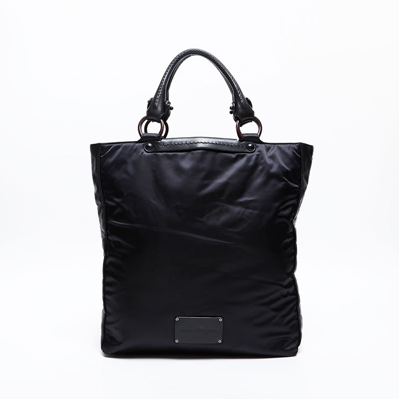 フェラガモ FERRAGAMO ナイロン ロゴ トートバッグ【中古】