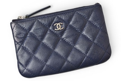 シャネル ポーチ CHANEL クラシック コスメポーチ マトラッセ キャビアスキン ネイビー【中古】