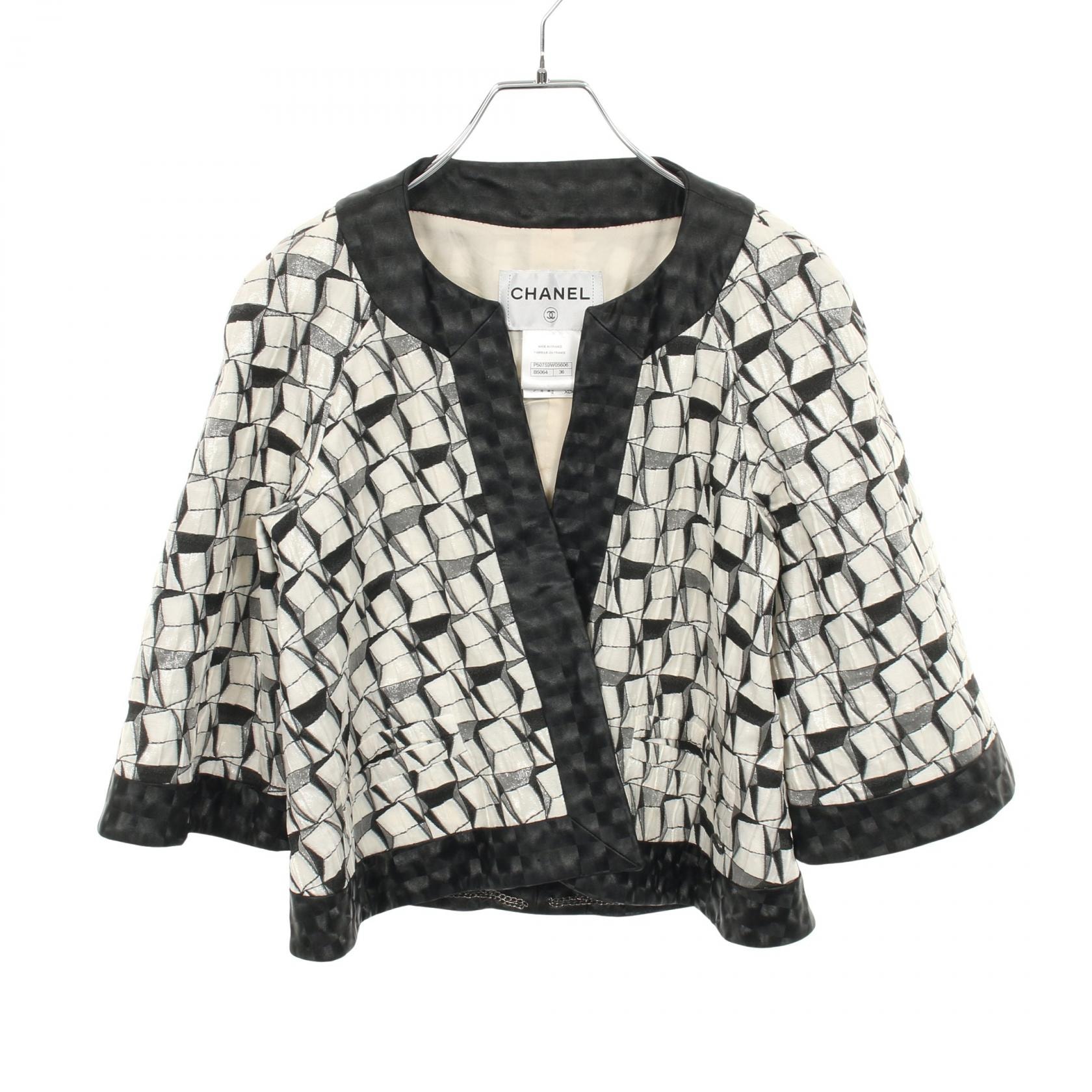シャネル CHANEL 衣料品 アウター ナイロン コットン レディース ホワイト系 / ブラック系 P50759W05606 【中古】