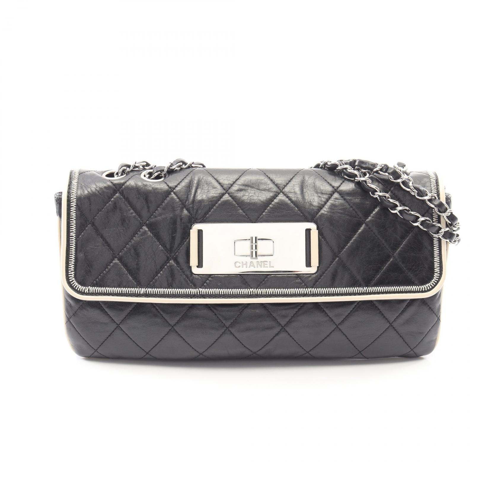 シャネル CHANEL 2.55 マトラッセ ショルダーバッグ バッグ ラムスキン(羊革) レディース ブラック系 / アイボリー系 【中古】