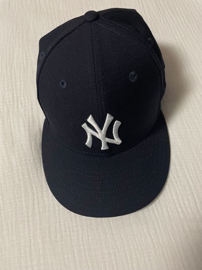 Kith x New Era x Yankees 10 Year Anniversary Low Profile Cap "Battleship"
