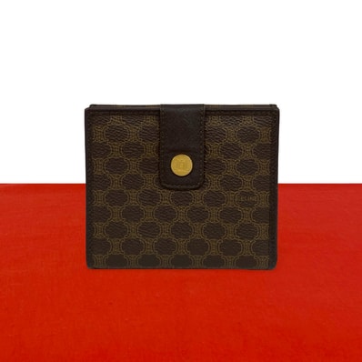 CELINE セリーヌ マカダム ブラゾン トリオンフ ロゴ レザー PVC 二つ折り財布 ブラウン
18064