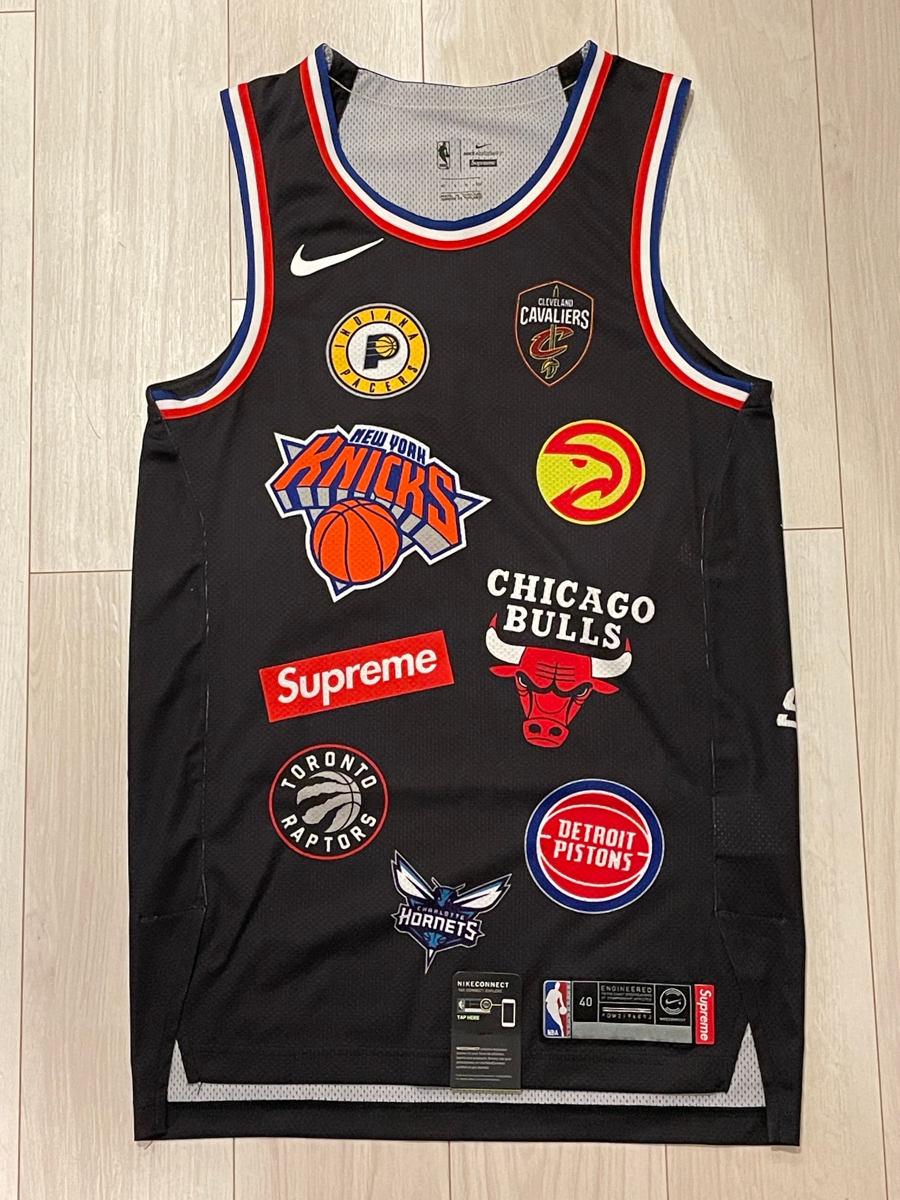 Supreme / Nike®/NBA Teams Authentic Jersey "Black"