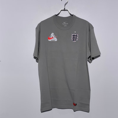 Nike x PALACE X2 World Cup T-Shirt England "Grey"