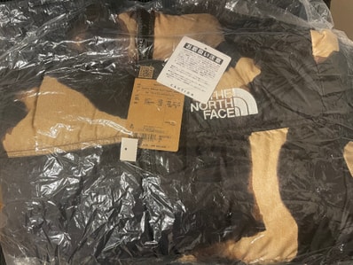 Supreme x The North Face Bleached Denim Print Nuptse Jacket "Black"