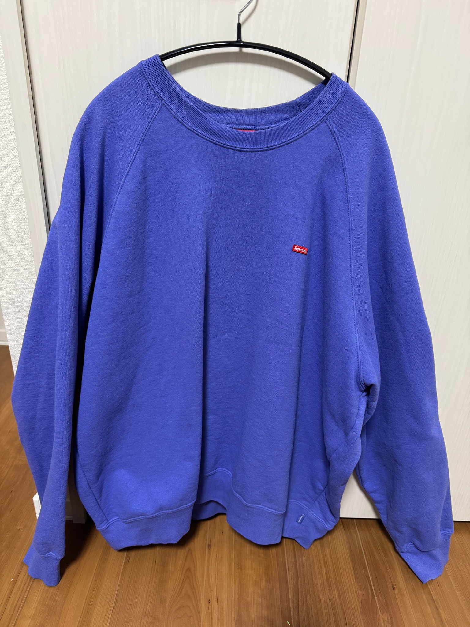 Supreme Small Box Raglan Crewneck "Violet"