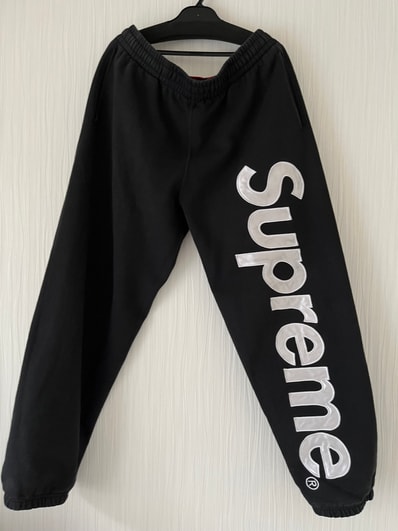 Supreme Satin Applique Sweatpant "Black" (24FW)