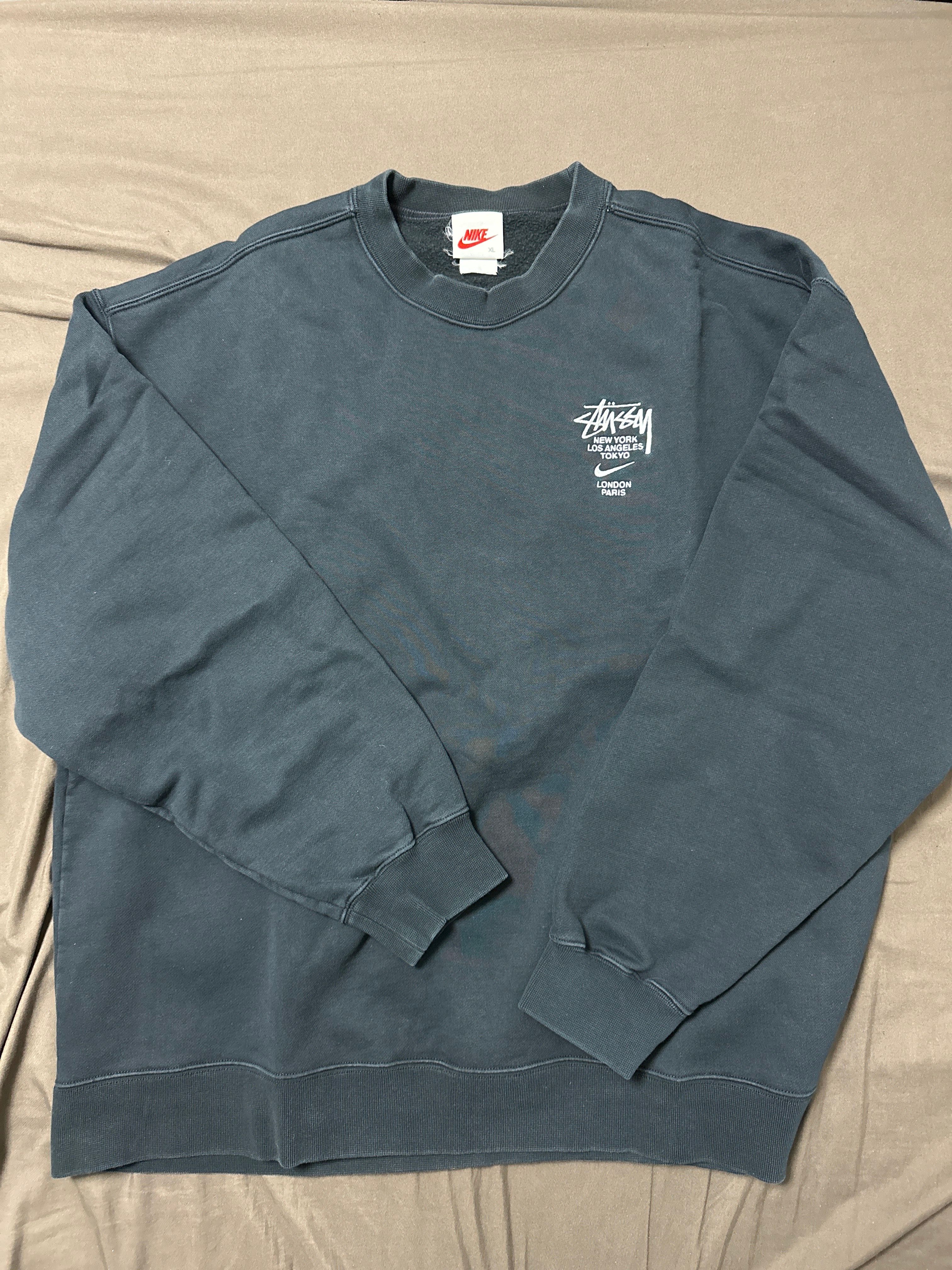 Nike x Stussy International Crewneck Sweatshirt (US Size) "Black" DC4198-010