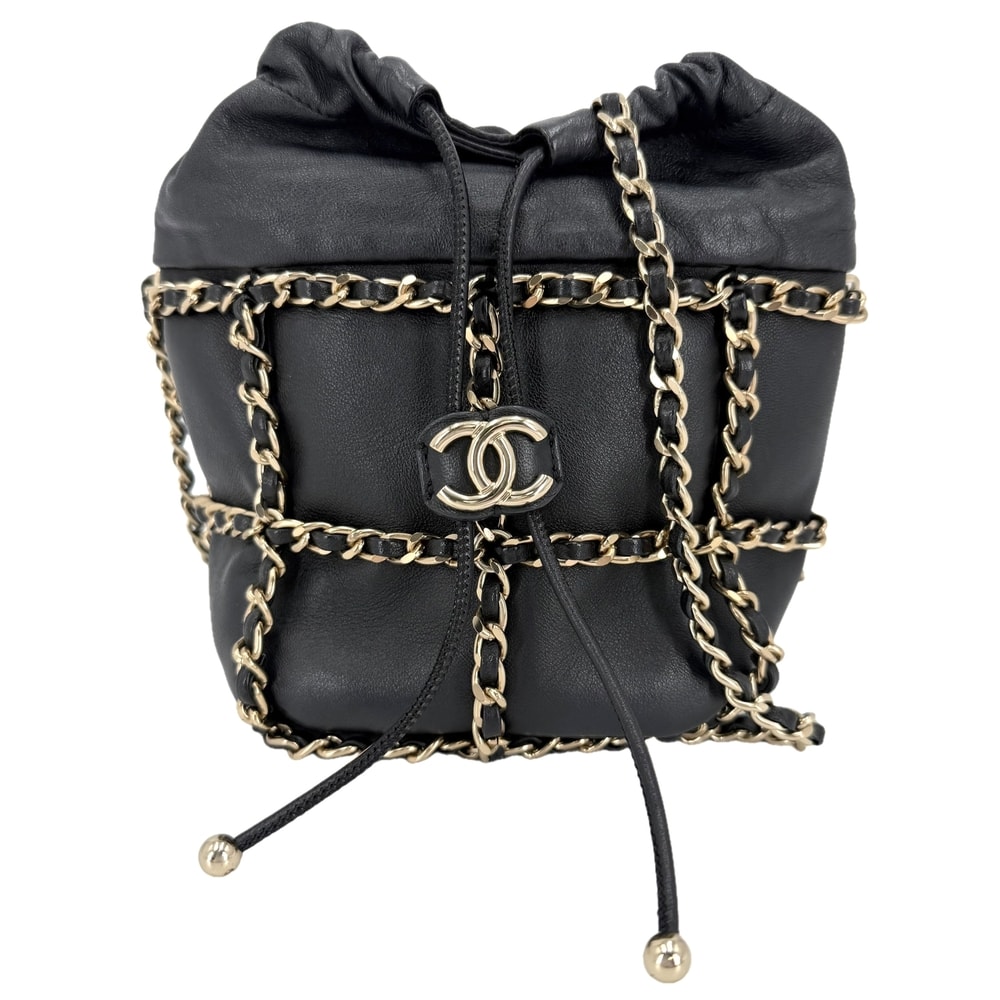 CHANEL シャネル ショルダーバッグ チェーン バケットバッグ 肩掛け 斜め掛け ラムスキン    ブラック 黒 ゴールド金具 レディース【中古品】