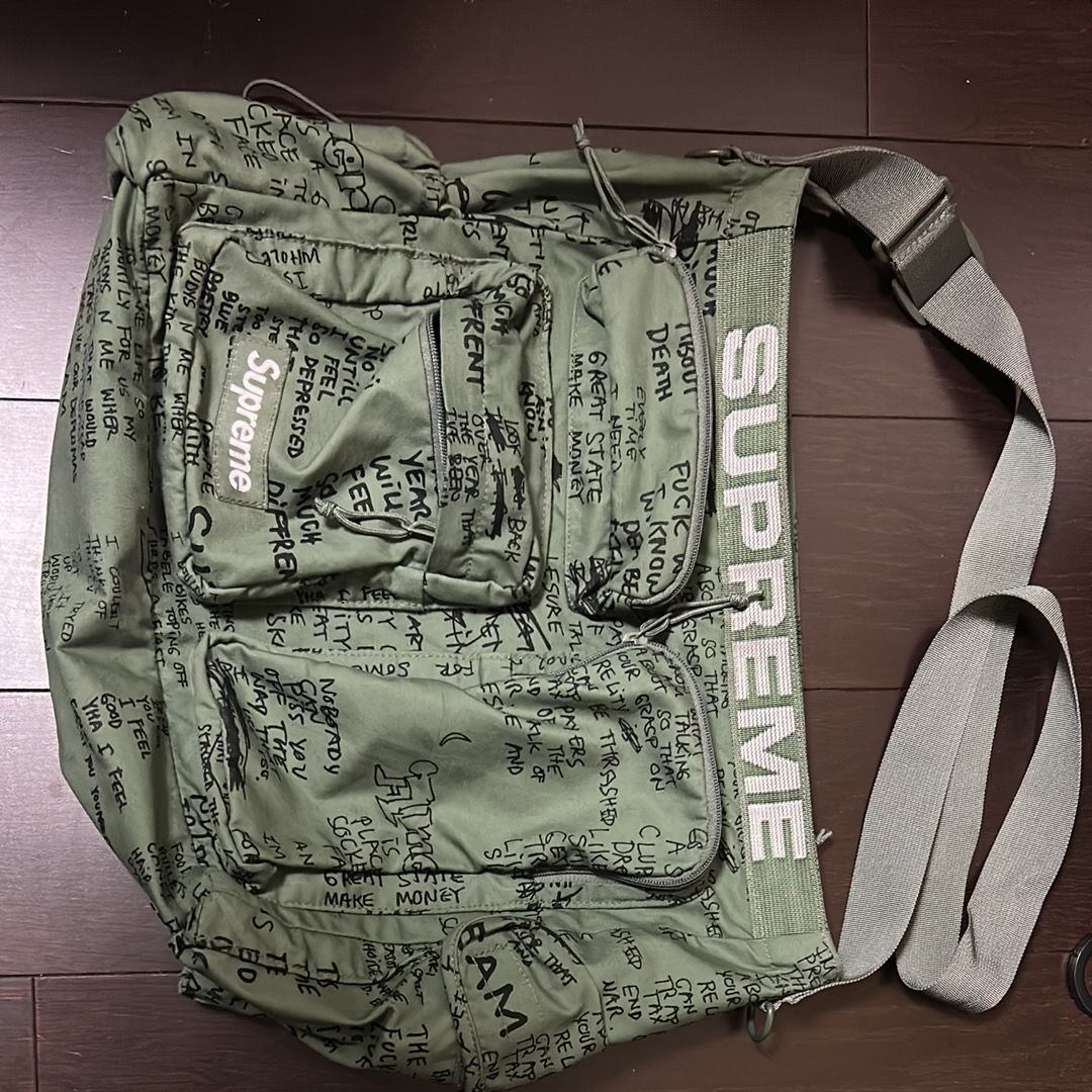 Supreme Field Messenger Bag 