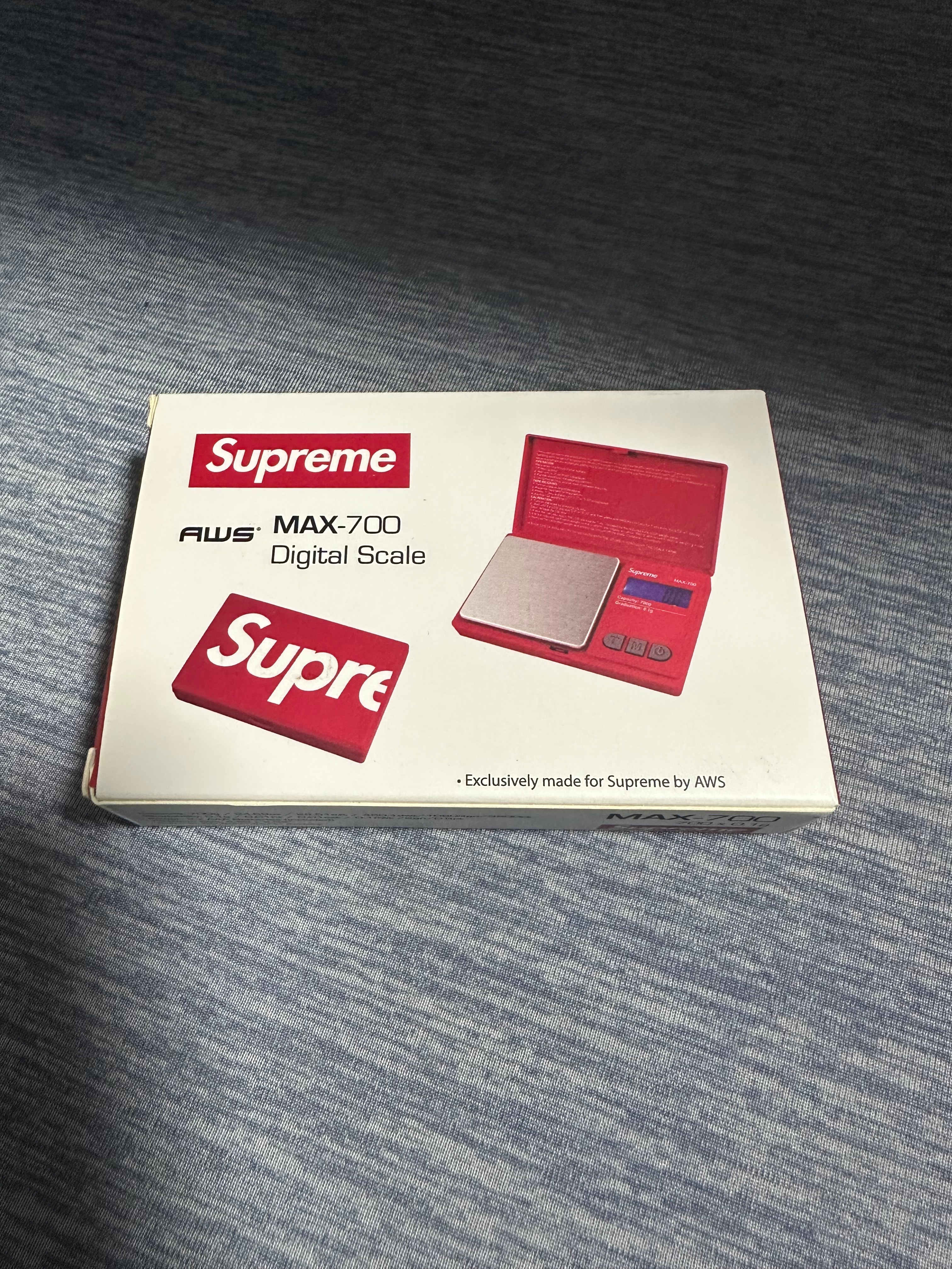 Supreme / AWS® MAX-700 Digital Scale "Red"