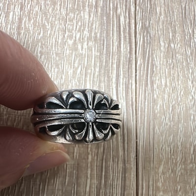 クロムハーツ フローラルクロスリング