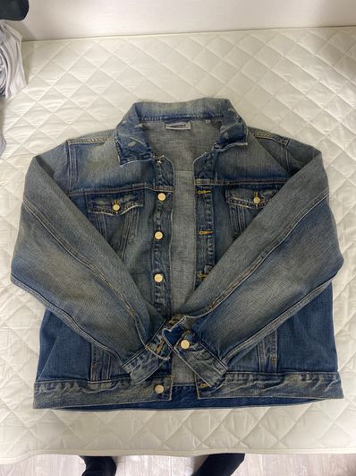 FEAR OF GOD ESSENTIALS Denim Trucker Jacket "Distressed Indigo"